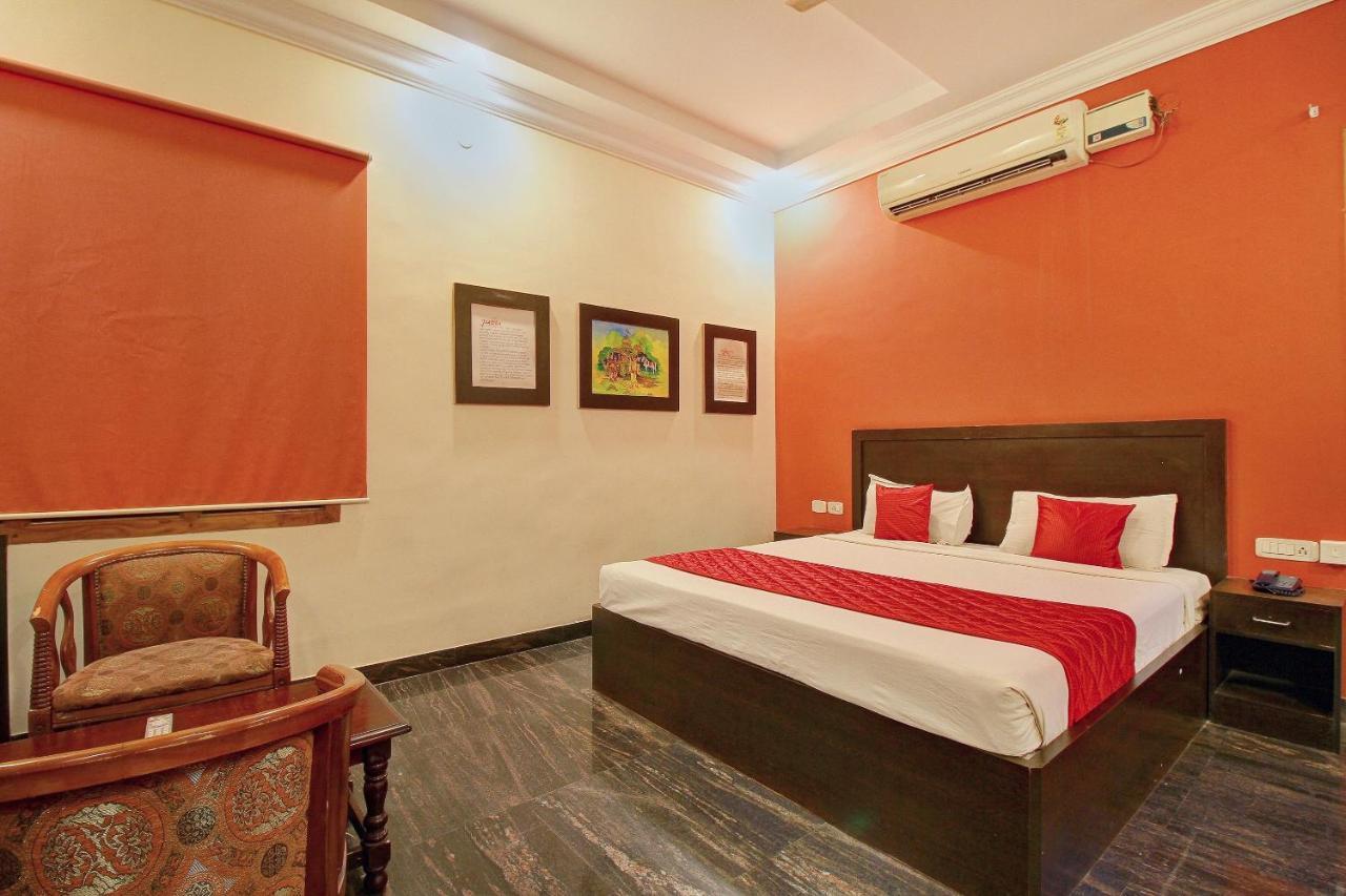 Oyo 7355 Covinille Bed and Breakfast Madurai Exteriör bild