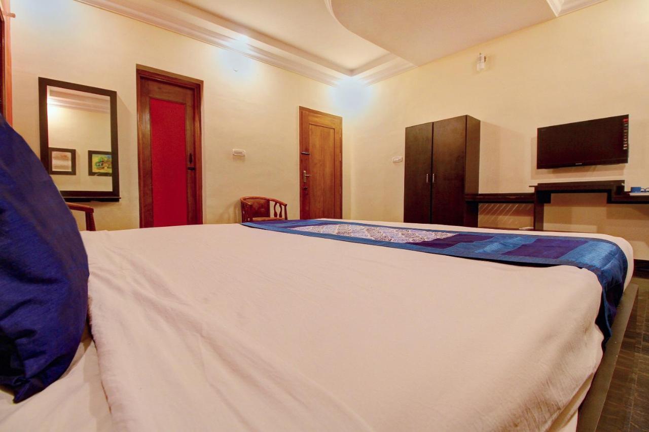 Oyo 7355 Covinille Bed and Breakfast Madurai Exteriör bild