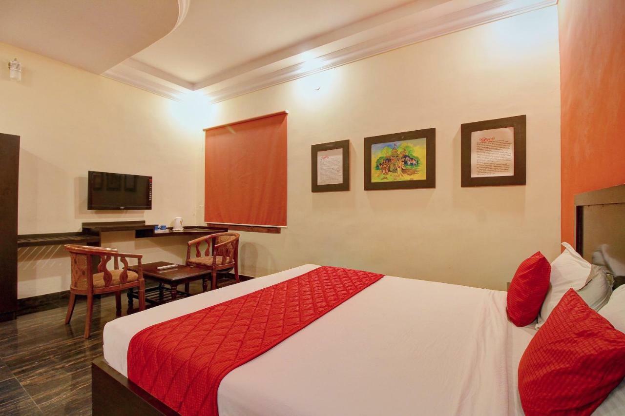 Oyo 7355 Covinille Bed and Breakfast Madurai Exteriör bild